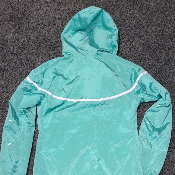 NIKE Windbreaker Women’s Jacket Green Small EUC - Picture 4 of 10